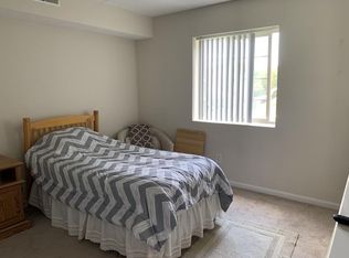26 Briarwood Ln APT 6, Marlborough, MA 01752