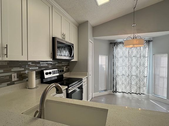 4th image of 3025 Albin Ln