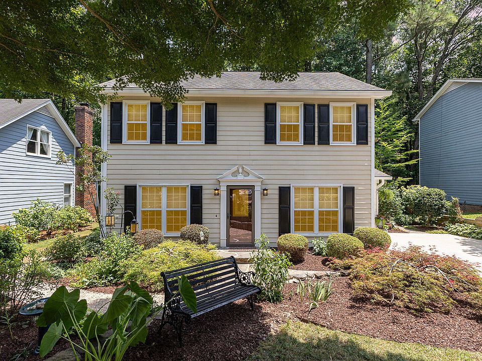 1st image of 104 Reton Ct