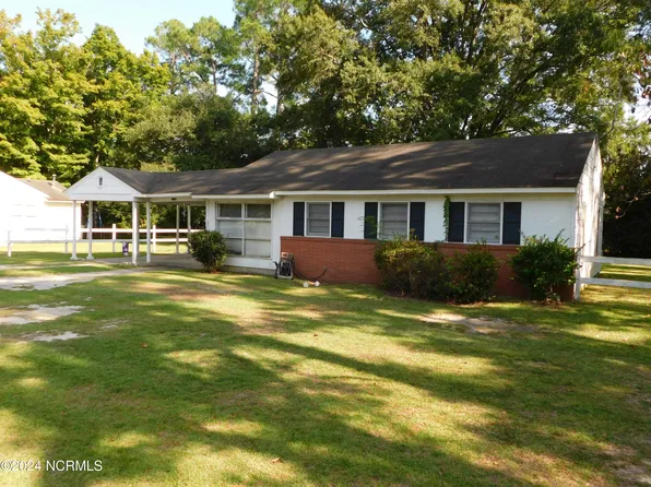 1186 S Pine Street, Laurinburg, NC 28352