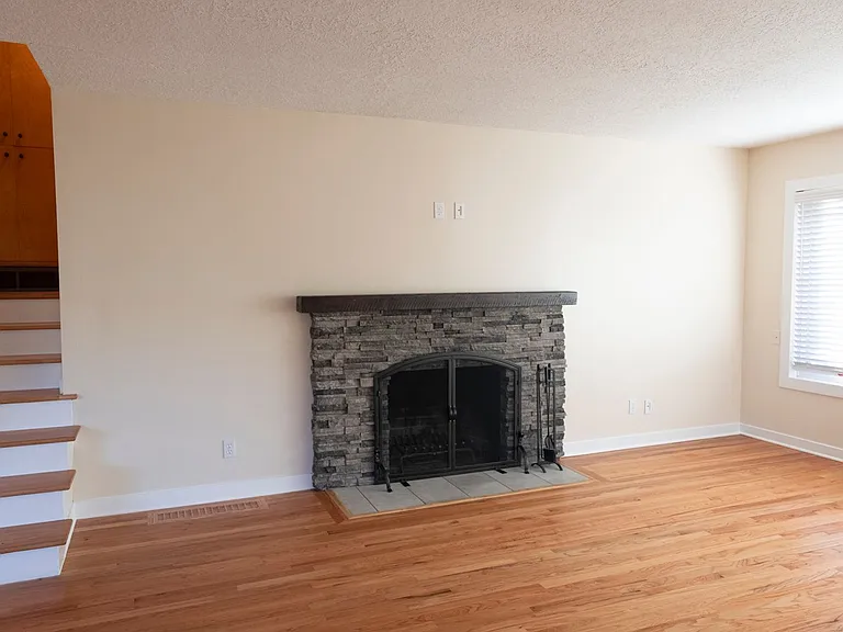 9054 SW 38th Ave — Photo 16