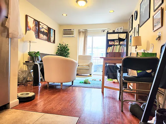 Rented by Virtual Real Estate | media 16