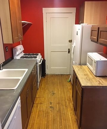 5th image of 1454 W Fargo Ave APT 1A