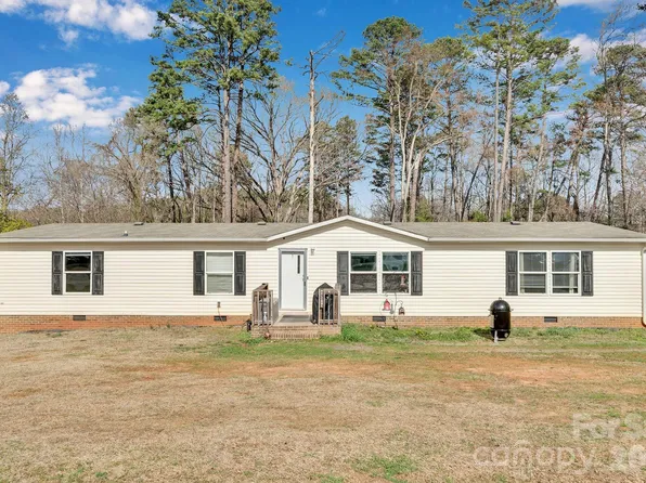 812 Dallas Spencer Mountain Rd, Dallas, NC 28034