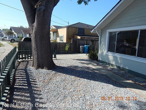 2nd image of 133 12th St