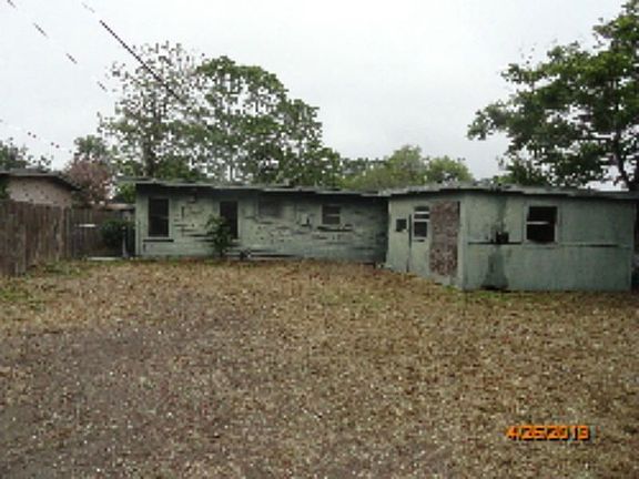 3rd image of 4914 Marion Cir