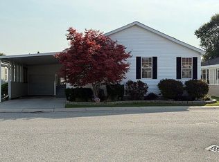 6240 Twin Lakes Dr, Smiths Creek, MI 48074