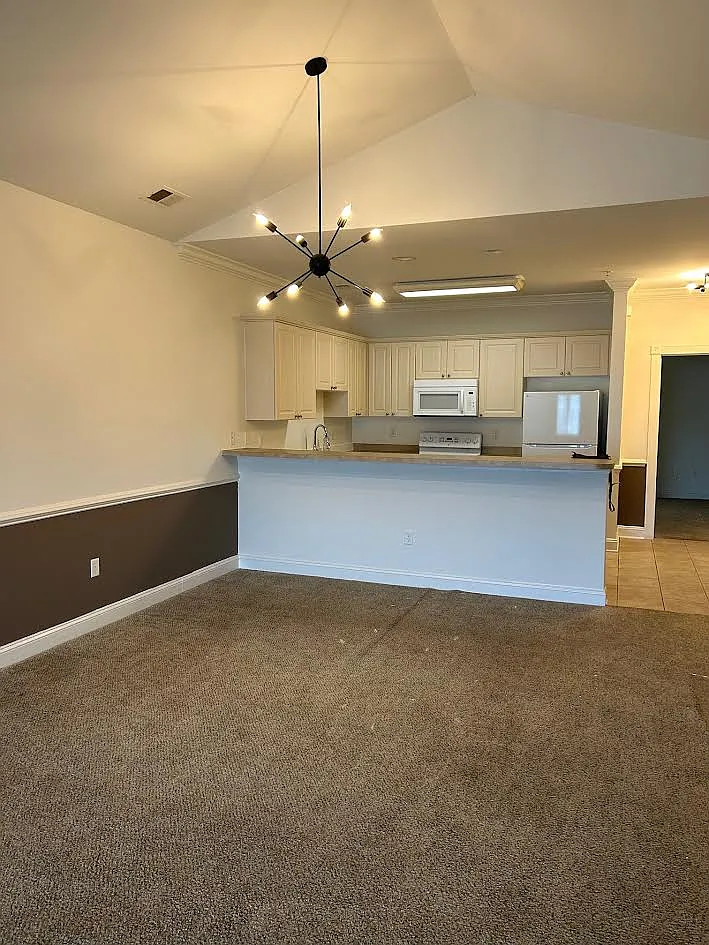 3 bed, 1450 sqft, $1,675 — Photo 3