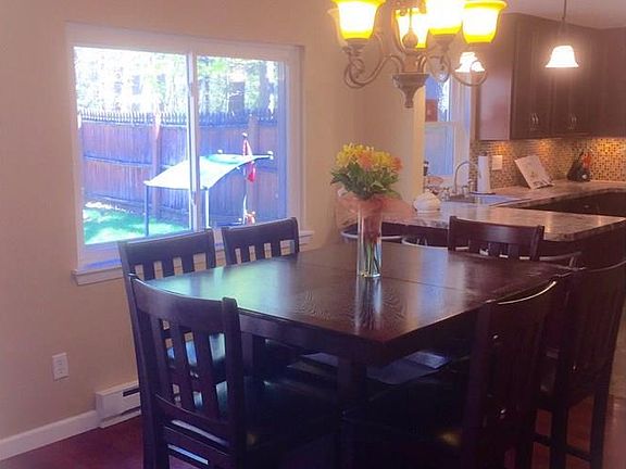 4th image of 11 A Woodbine Dr
