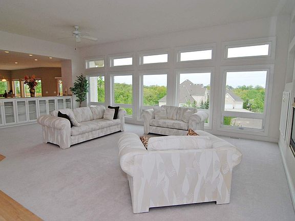 Stunning Great Room With Panoramic Views
