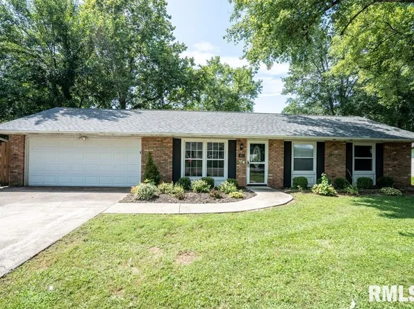 1413 Sebring Way, Carbondale, IL 62901