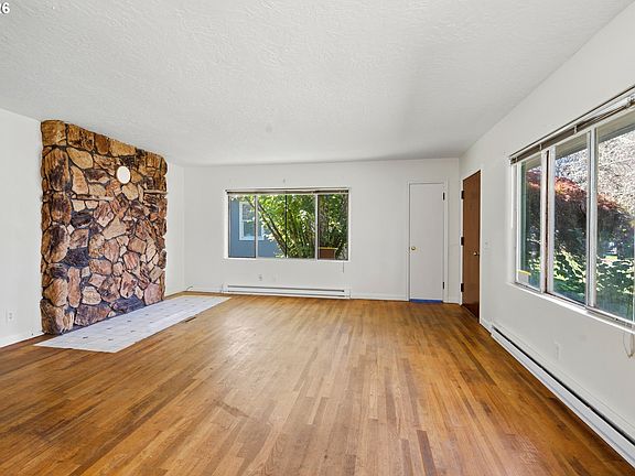4th image of 348 NW Yamhill St