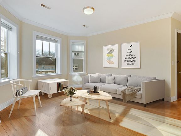 5th image of 4863 N Hermitage Ave APT 2E