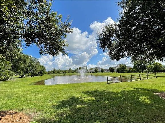 2nd image of 106 Wood Duck Dr
