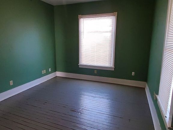 4th image of 113 Beal St