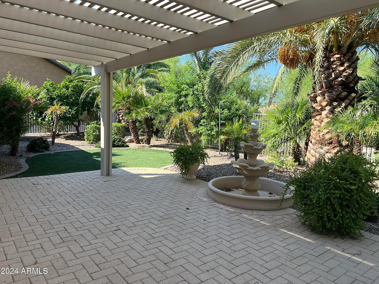 2 bed, 2.0 bath, 1817 sqft, $3,000 — Photo 4