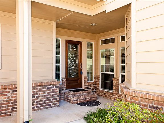 2nd image of 8955 Silent Willow Ln
