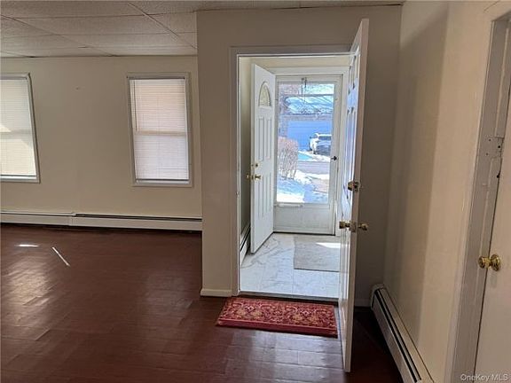 3rd image of 61 Nassau Ave APT 1