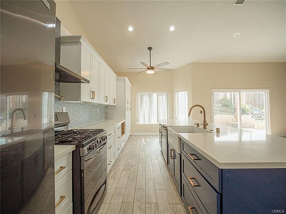 5th image of 23139 Sunny Canyon St