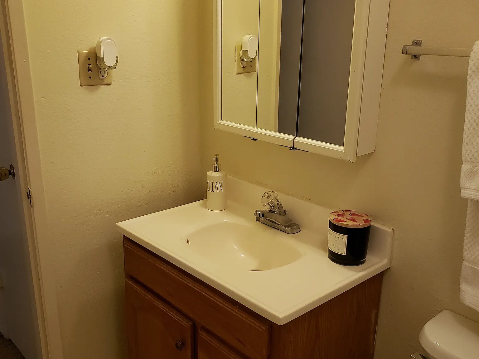 2 bed, 750 sqft, $1,795 — Photo 4