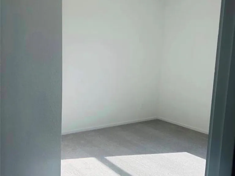 226 Draper Shadows Dr — Photo 28