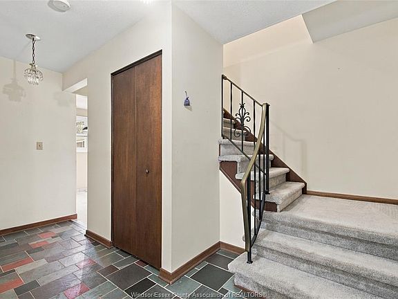5th image of 9966 Asgard Rd