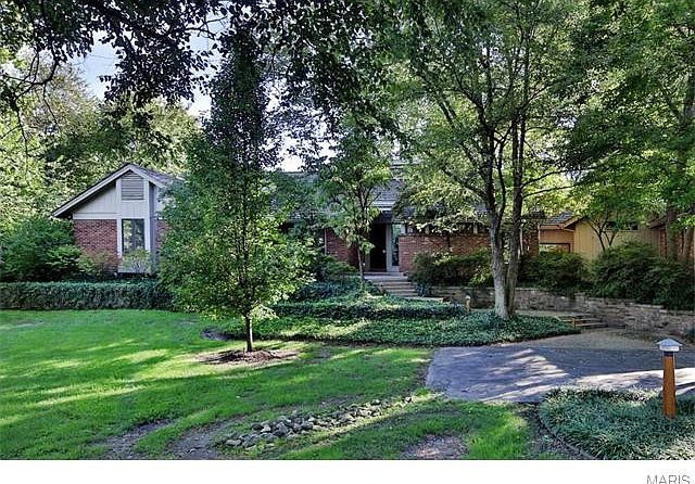 1st image of 10589 Frontenac Woods Ln