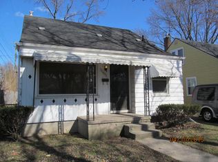 20620 Woodworth, Redford, MI 48240