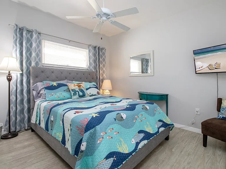 5920 Driftwood Ave — Photo 17