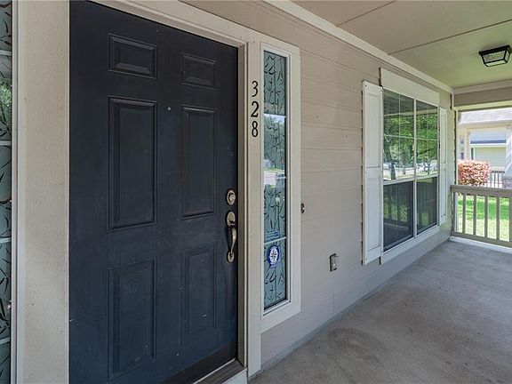 5th image of 328 Bandstand Ln
