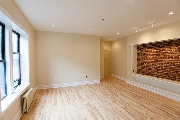 Rented by Pearl Estates | media 15