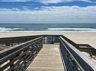830 Shore Rd, Long Beach, NY 11561