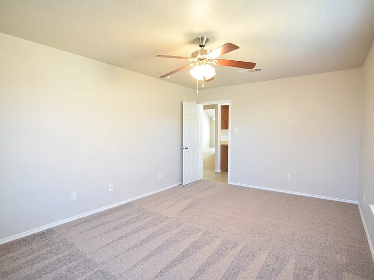 403 Constellation Dr — Photo 22