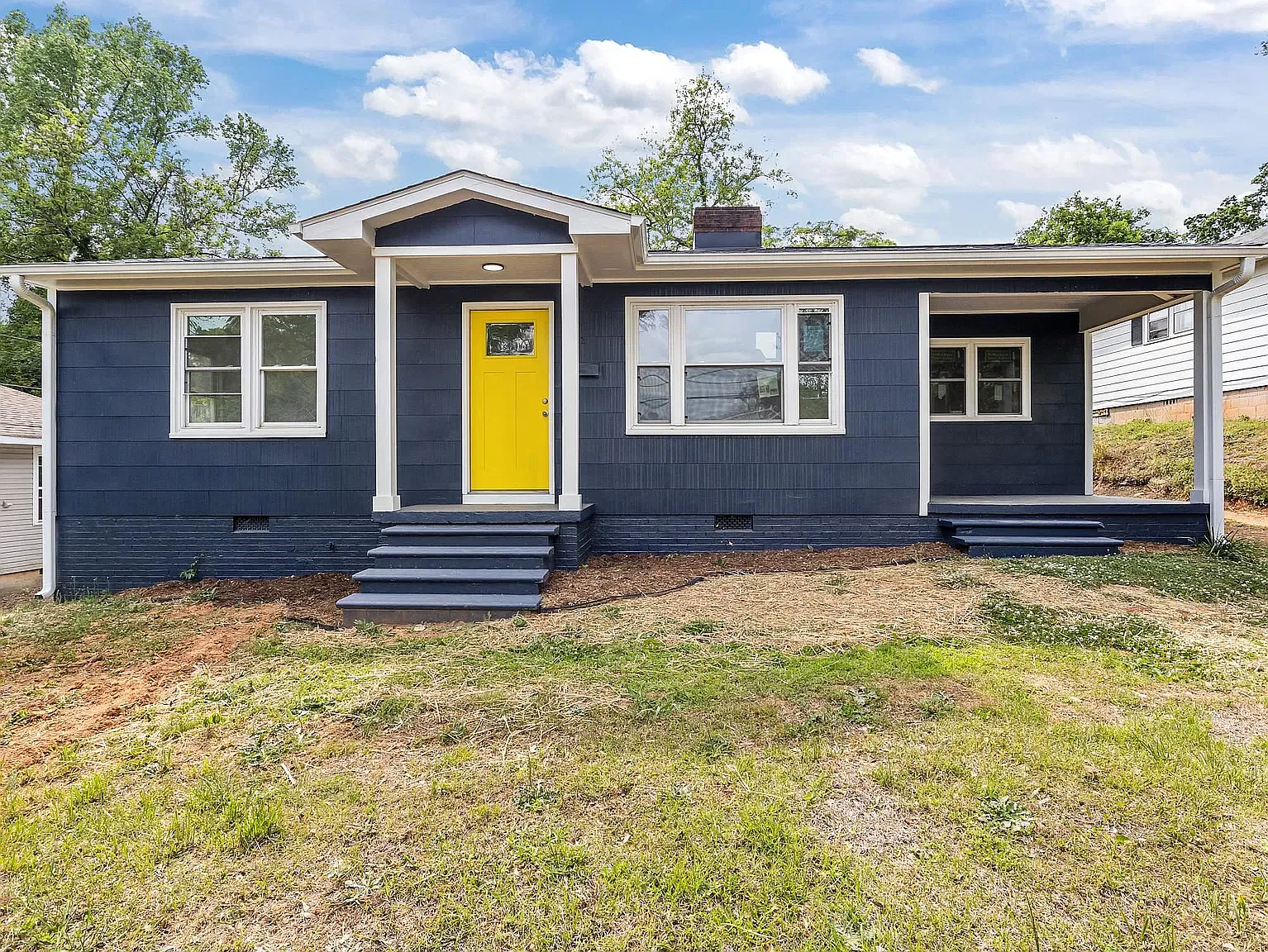 3 bed, 1092 sqft, $1,499 — Photo 1