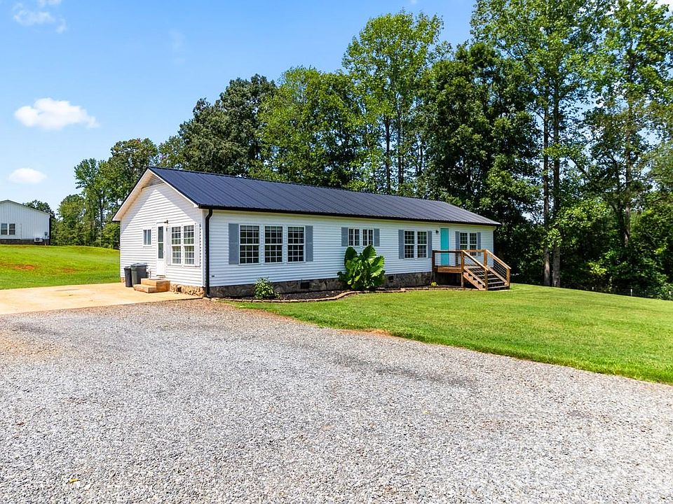 1st image of 393 Cedar Grove Church Rd