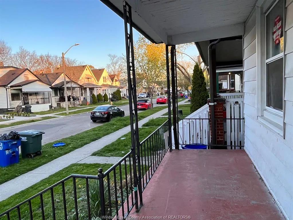 Building Photo - 383 Bridge Ave