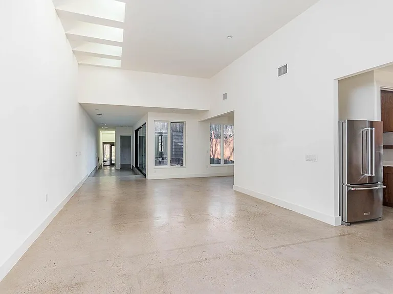 3305 Garden Villa Ln #B — Photo 11