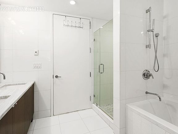 5th image of 117 W 123rd St APT 4D