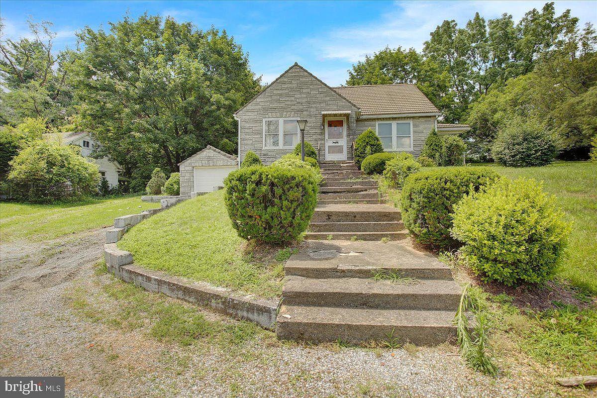 1484 Fairview Dr, Leesport, PA 19533 Zillow