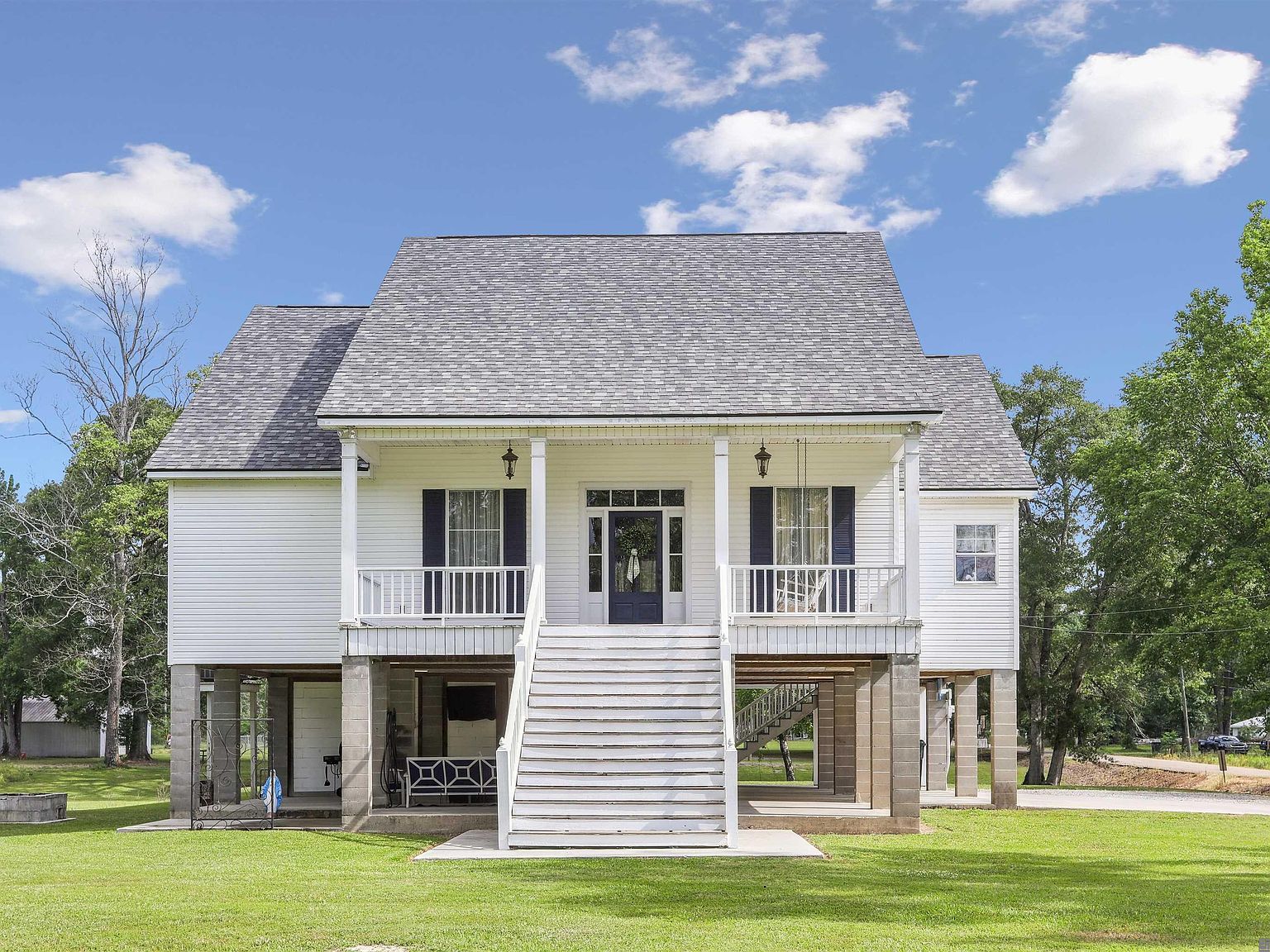 18313 Leo Causey Rd, Prairieville, LA 70769 | Zillow