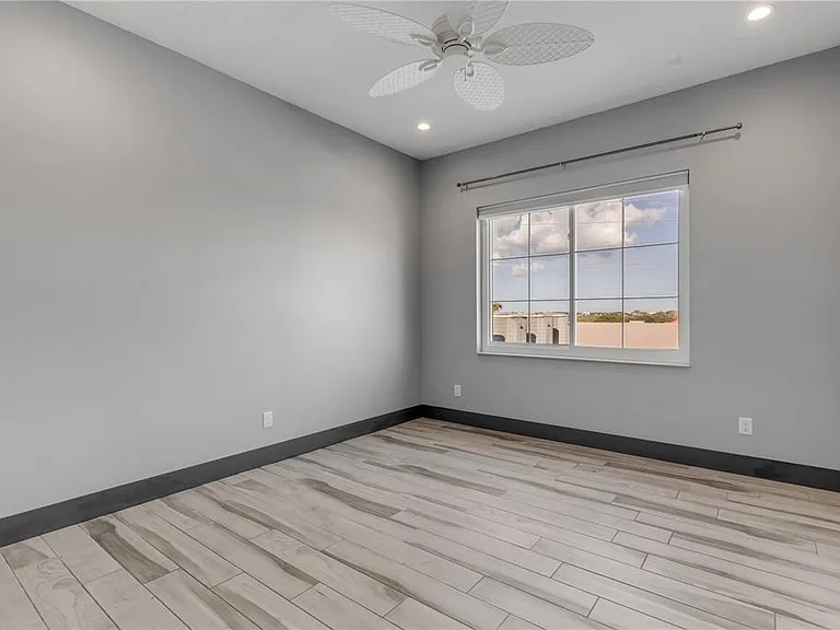 701 E 3rd Ave #PENTHOUSE — Photo 19