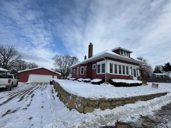 2505 Pennsylvania Ave, Dubuque, IA 52001