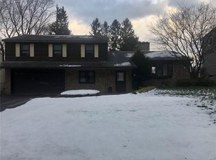 111 Hillside Way, Camillus, NY 13031