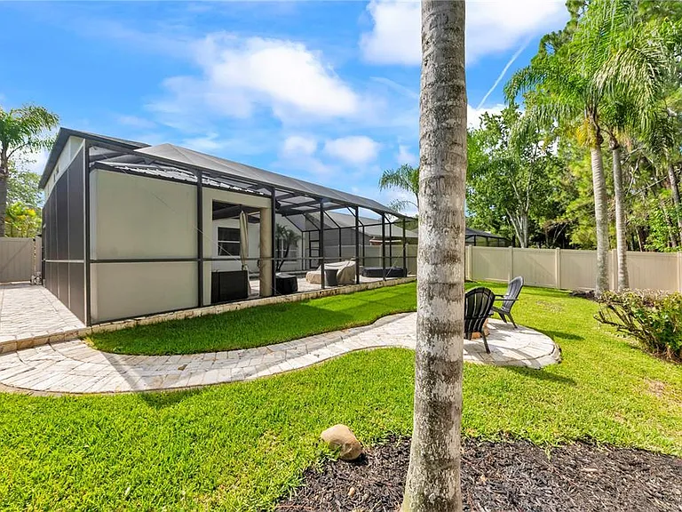 13115 Royal George Ave — Photo 32