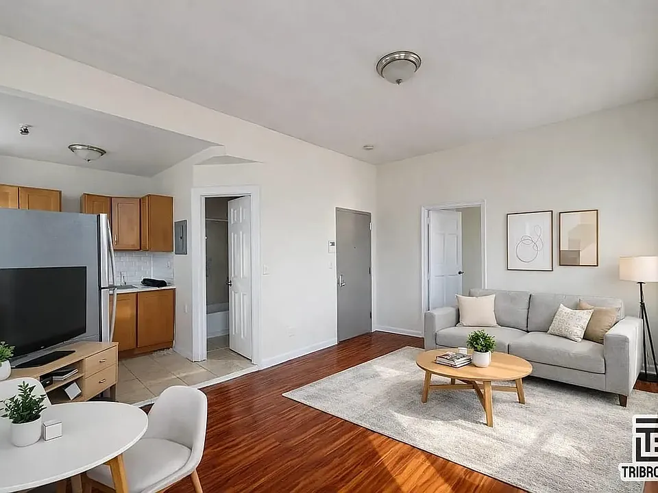 1283 Rogers Ave #3R