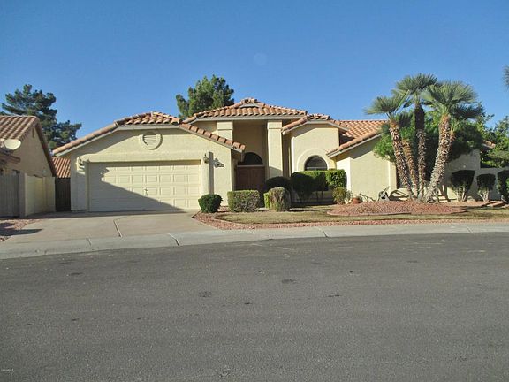 2nd image of 10914 W Bermuda Dr