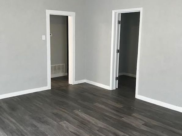 2901 Avenue L, Hondo, TX 78861