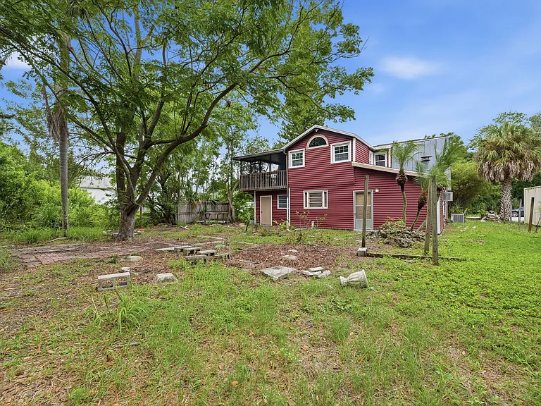 15017 Dayton Dr — Photo 13