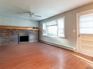 2 Raymond St, North Smithfield, RI 02896