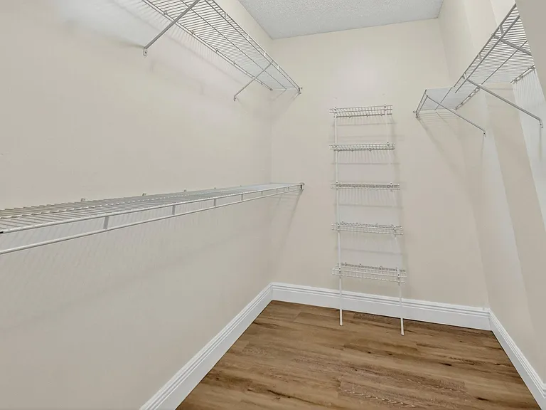 3212 Tuscany Way #3212 — Photo 31